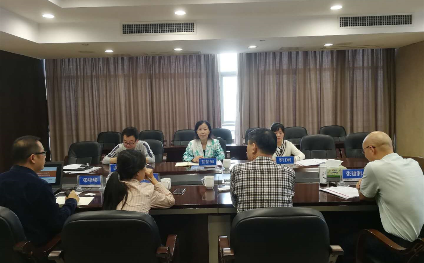 省国资委文明办莅临发展养老华体会平台-华体会(中国)一站式服务平台
检查指导省文明单位创建工作