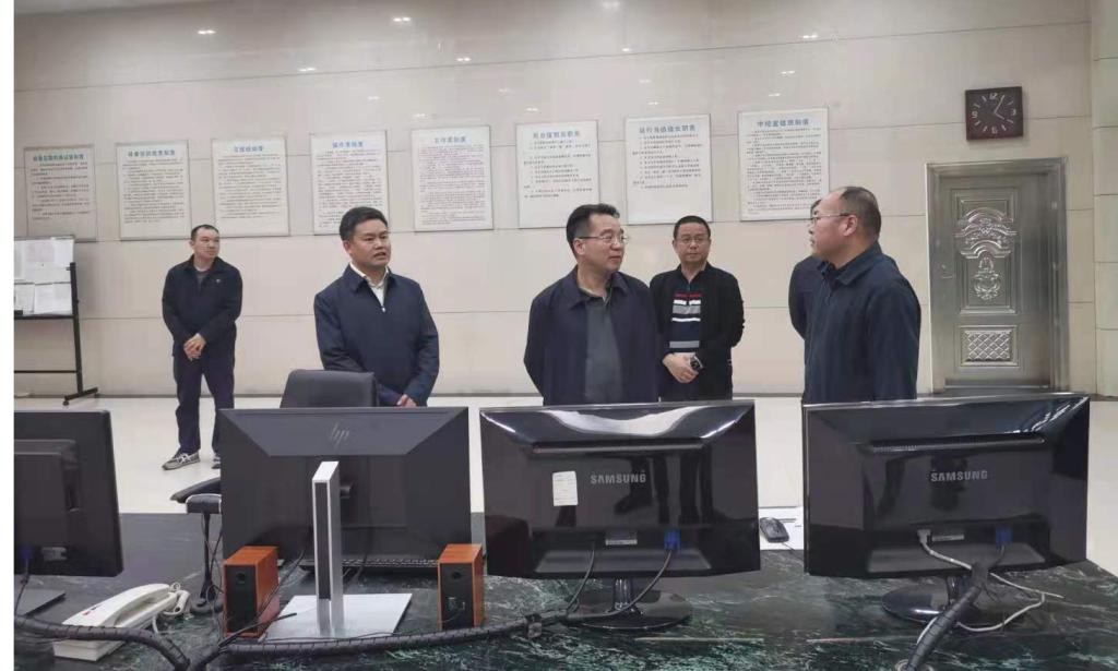 株洲市副市长杨英杰一行赴分华体会平台-华体会(中国)一站式服务平台
开展防洪度汛督查工作