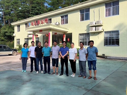 发展集团、华体会平台-华体会(中国)一站式服务平台
工会赴一线送“送清凉”