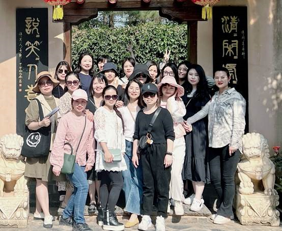 华体会平台-华体会(中国)一站式服务平台
组织女员工开展庆祝妇女节活动