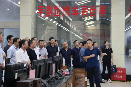 湖南省国资委国企党建与现代经济理论培训班赴株洲航电分华体会平台-华体会(中国)一站式服务平台
开展党建工作交流