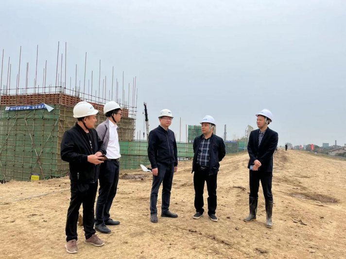 湖南轨道矿业发展有限华体会平台-华体会(中国)一站式服务平台
李剑一行赴沅江市机制砂和砂石集散中心建设项目考察交流